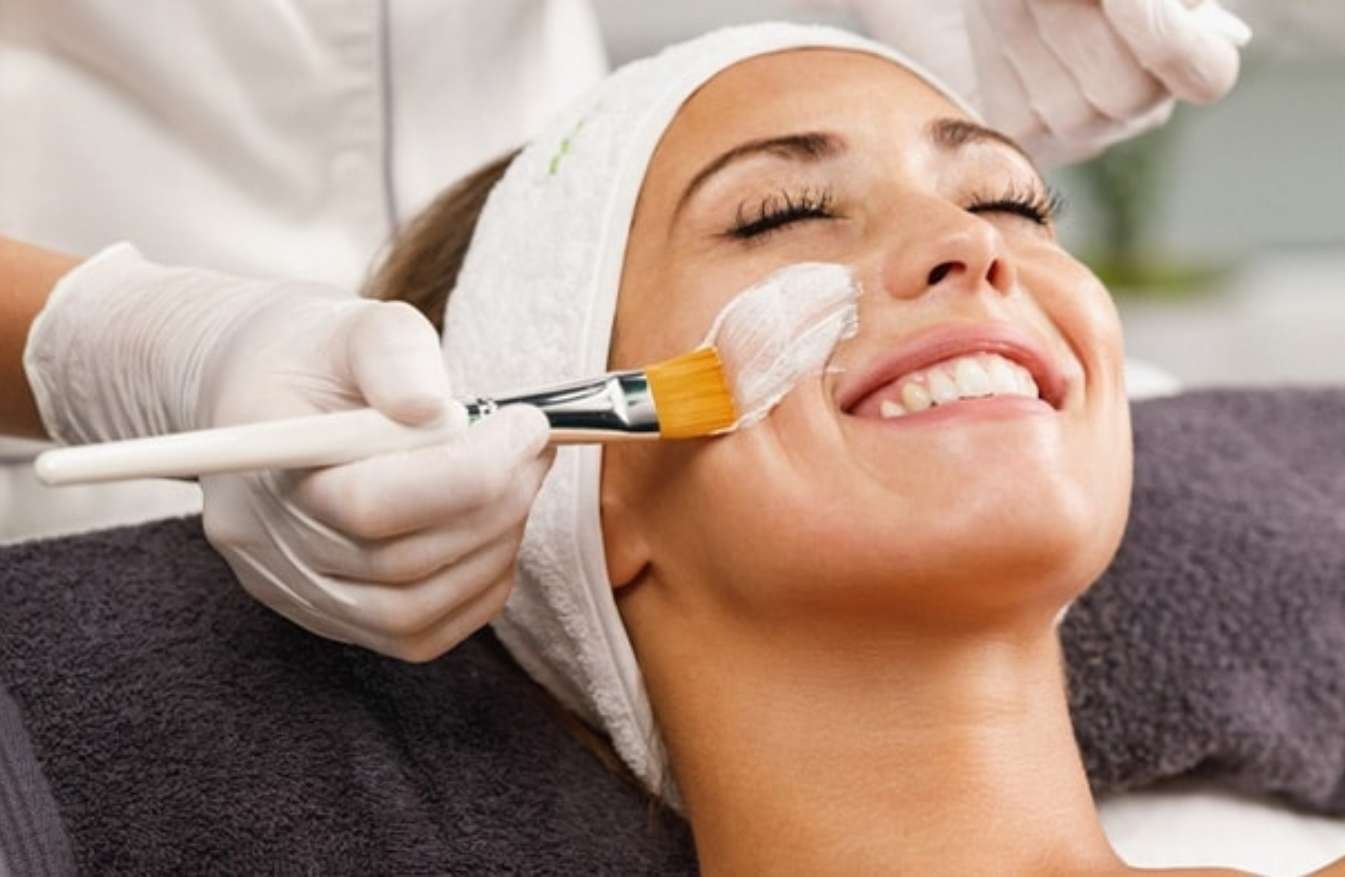 Pumpkin Peel-Facial Treatment in Borivali, Mumbai - Midas Wellness Hub