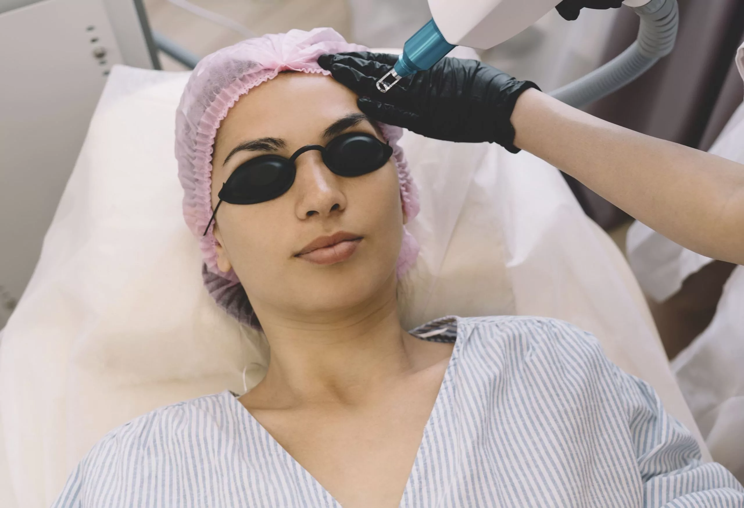 How Q-Switch Laser Helps Brighten Dull Skin & Even Out Skin Tone